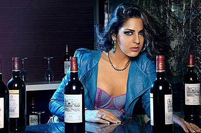 《星球大战：亡命之徒》新视频展示潜行＆舰船战斗